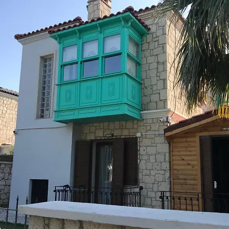 Aral Turkuaz Butik Otel 3*