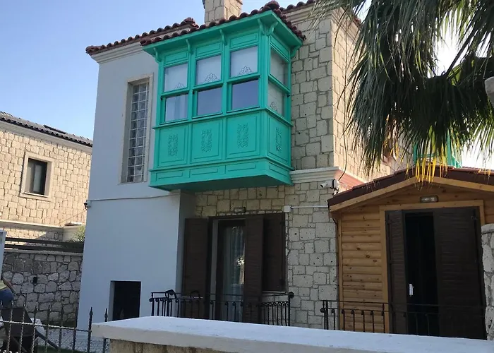 Aral Turkuaz Butik Otel 3*