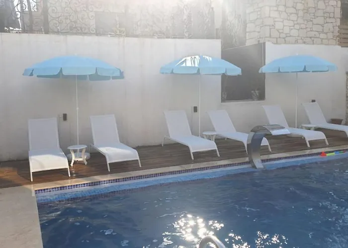 Aral Turkuaz Butik Otel 3*